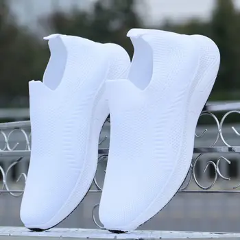 Модная Мужская тканевая обувь с круглым носком, дышащая, нескользящая, 2023 Новая весенне-летняя обувь для отдыха, мужская сетчатая обувь